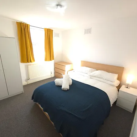 The Flat - 2 Bedroom Apartment Londen Buitenkant foto