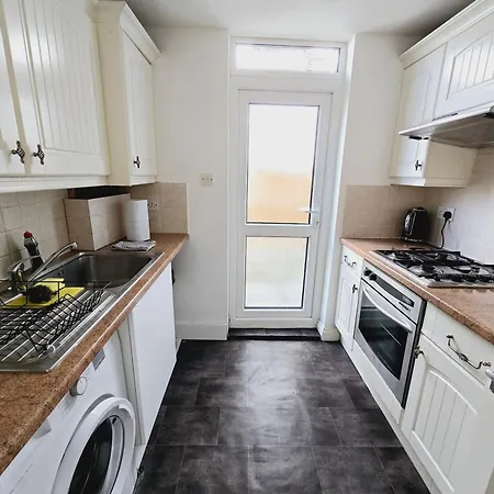 The Flat - 2 Bedroom Apartment Londen Buitenkant foto